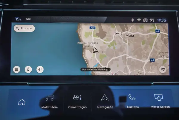 Peugeot 408 1.6 Hybrid GT e-EAT8 30