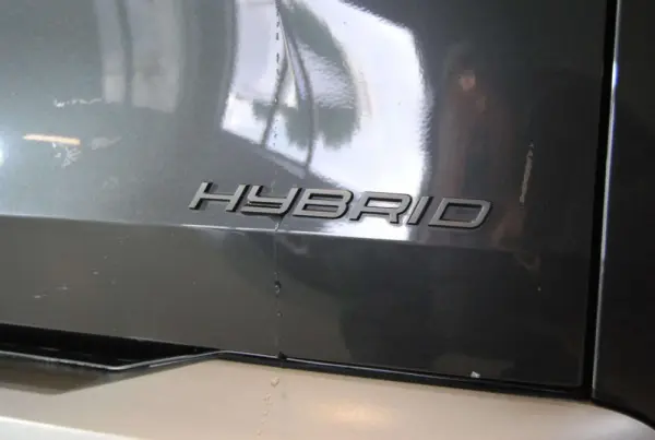 Peugeot 5008 1.2 Hybrid Allure e-DCS6 13