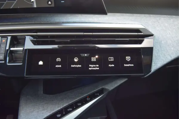 Peugeot 5008 1.2 Hybrid Allure Pack e-DCS6 26