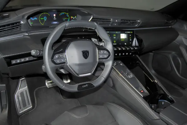 Peugeot 508 SW 1.6 Hybrid GT e-EAT8 15