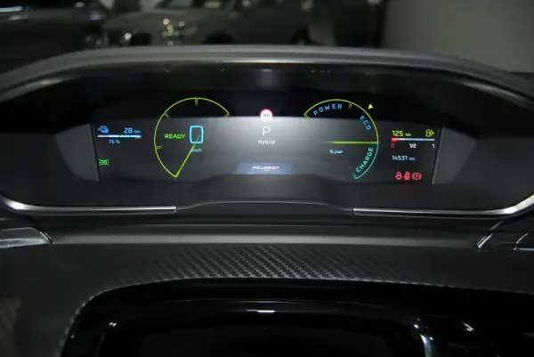 Peugeot 508 SW 1.6 Hybrid GT e-EAT8 33