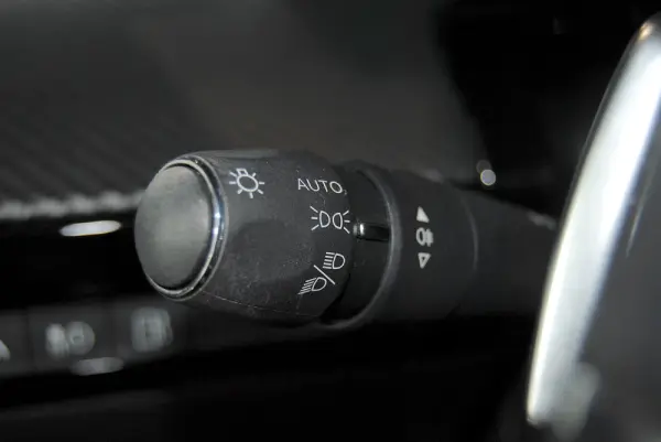 Peugeot 508 SW 1.6 Hybrid GT e-EAT8 36