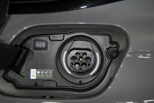 Peugeot 508 SW 1.6 Hybrid GT e-EAT8 49