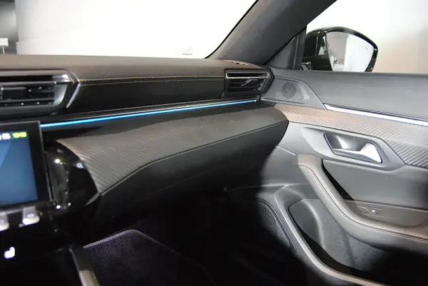 Peugeot 508 SW 1.6 Hybrid GT e-EAT8 58