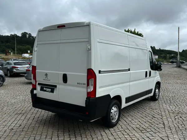 Peugeot Boxer 2.2 BlueHDi 333 L2 CD 7
