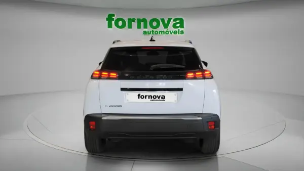 Peugeot e-2008 50 kWh Allure Pack 7