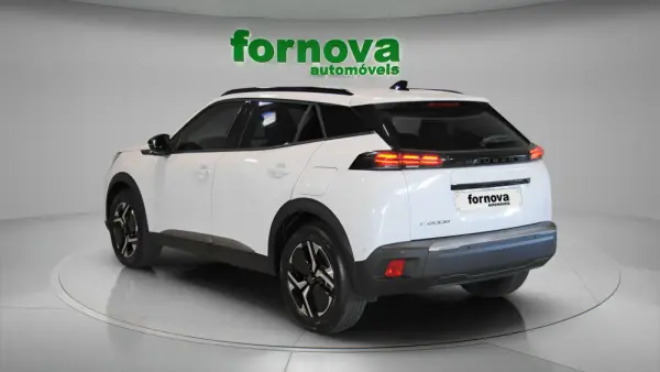 Peugeot e-2008 50 kWh Allure Pack 8