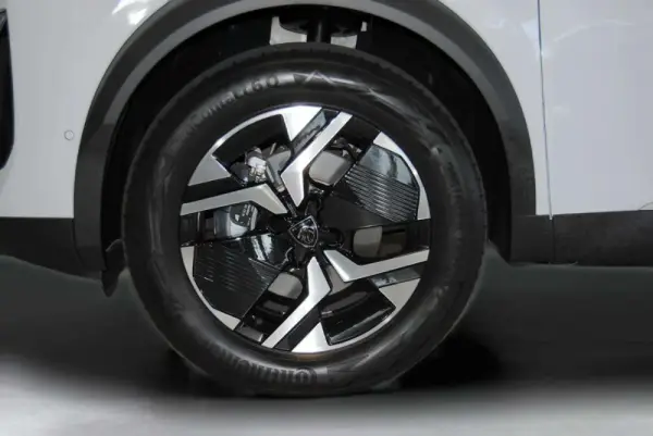 Peugeot e-2008 50 kWh Allure Pack 10