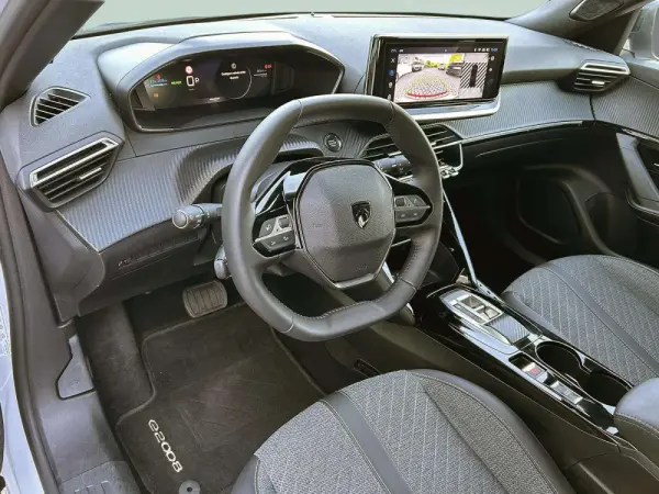 Peugeot e-2008 50 kWh Allure Pack 15