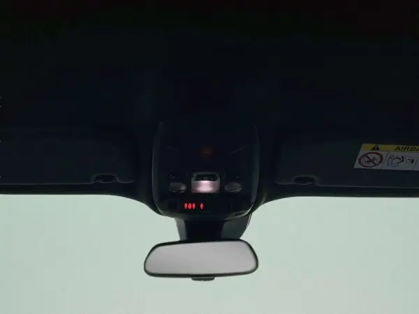Peugeot e-2008 50 kWh Allure Pack 24