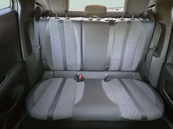 Peugeot e-2008 50 kWh Allure Pack 29