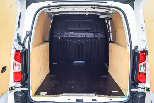 Peugeot Partner 1.5 BlueHDi Longa 9