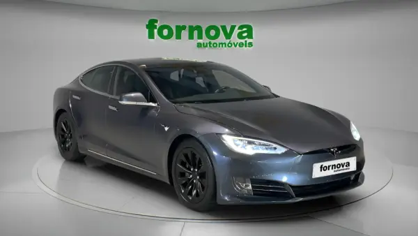 Tesla Model S 75D 4