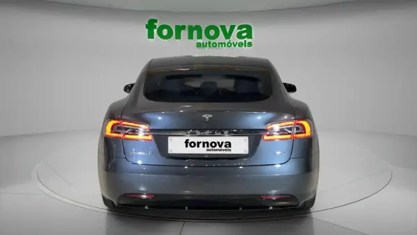 Tesla Model S 75D 7