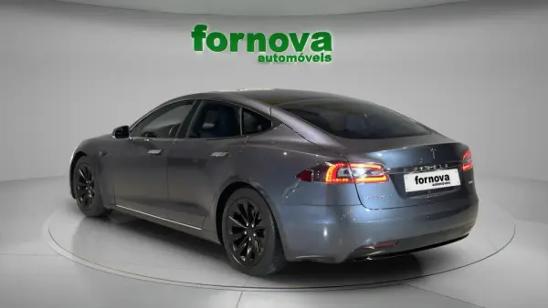 Tesla Model S 75D 8