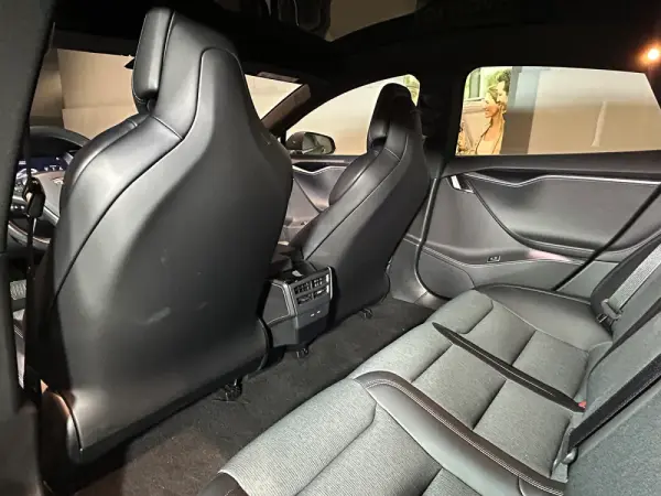 Tesla Model S 75D 15