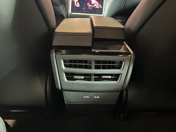 Tesla Model S 75D 44