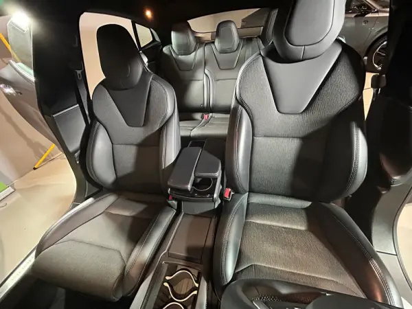 Tesla Model S 75D 46