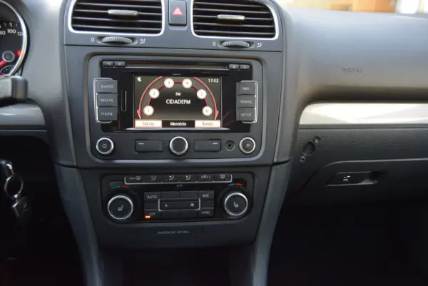 Volkswagen Golf Variant 2.0 TDi Highline DSG 20