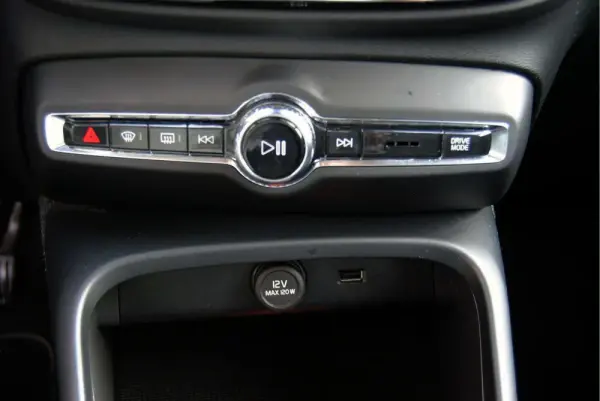 Volvo XC 40 1.5 T5 PHEV Inscription Expression 23