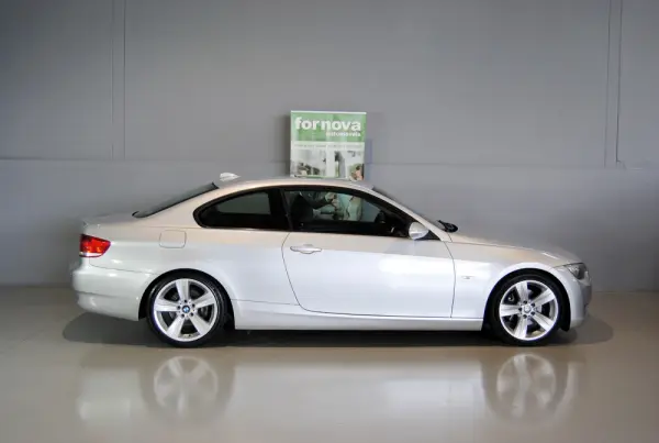 BMW 320 D COUPE 5