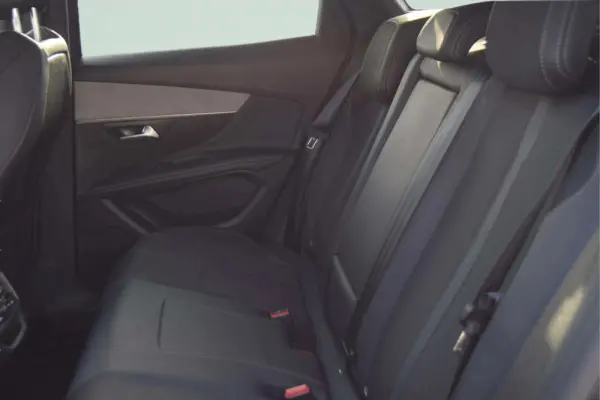 Peugeot 3008 1.6 Hybrid GT e-EAT8 8