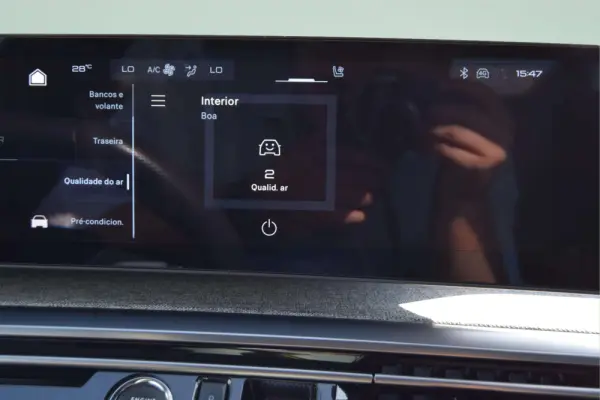 Peugeot E-5008 73 kWh GT 18
