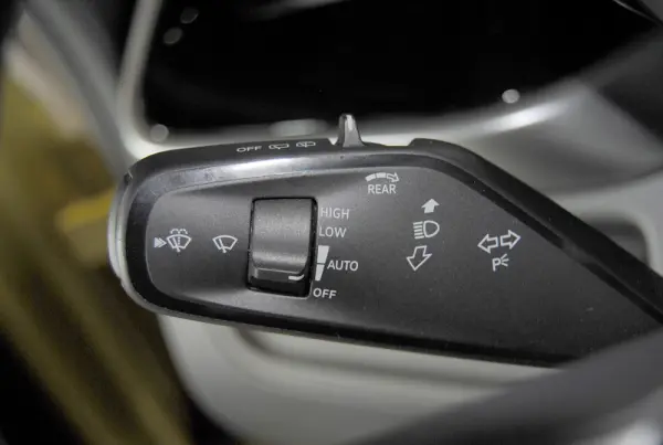 Volkswagen ID.Buzz 91 kWh Pro 33