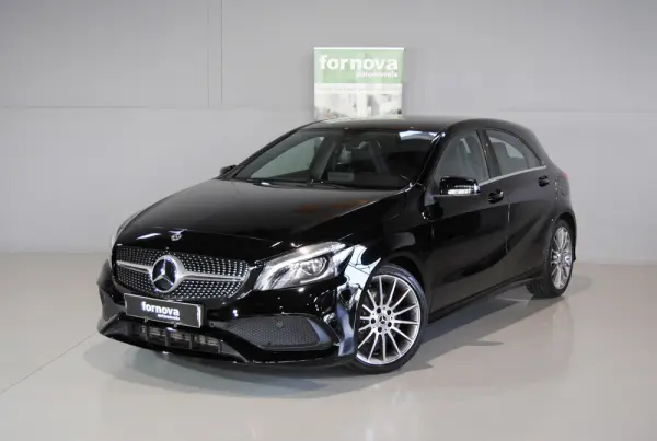 Mercedes-Benz A 180 AMG Line 1