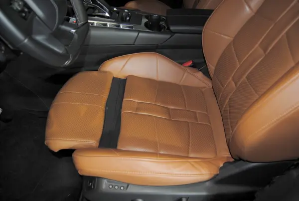 DS DS7 Crossback E- Tense 4x4 Opera 21