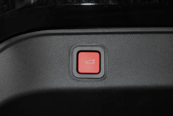 Alfa Romeo Junior 1.2 Speciale eDCT6 42