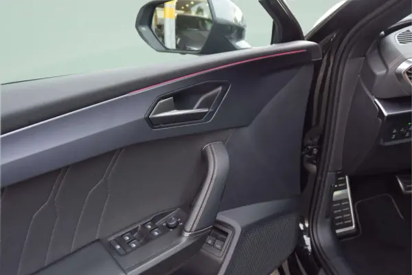 Cupra Leon ST 1.5 e-Hybrid DSG 18