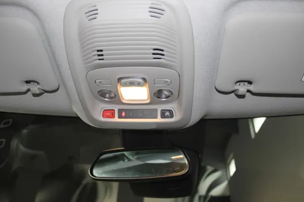 Citroen C3 Aircross 1.2 PureTech Shine Pack 34