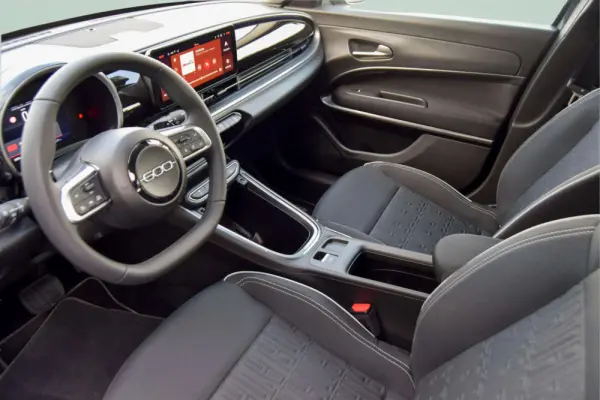 Fiat 600 1.2 Hybrid Icon 32