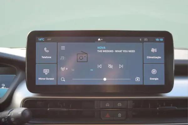 Jeep Avenger 54 KWh Summit 26