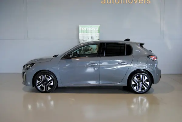 Peugeot 208 1.2 PureTech Allure Pack 9