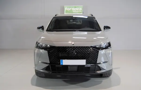 DS DS7 E-Tense Performance Line 3