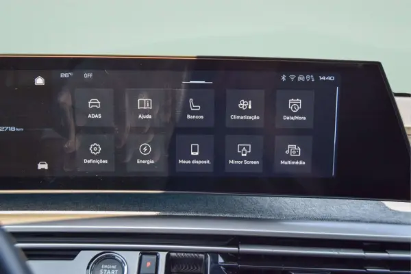 Peugeot E-3008 73 kWh GT 22