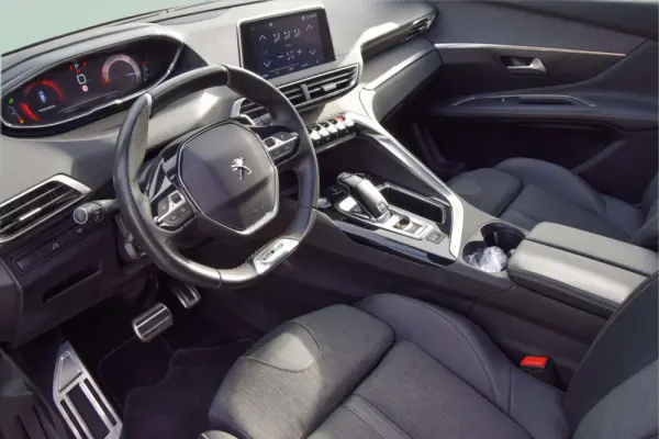 Peugeot 3008 1.5 BlueHDi GT Line EAT8 11