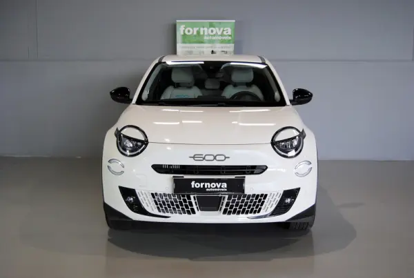 Fiat 600 1.2 Hybrid La Prima 3