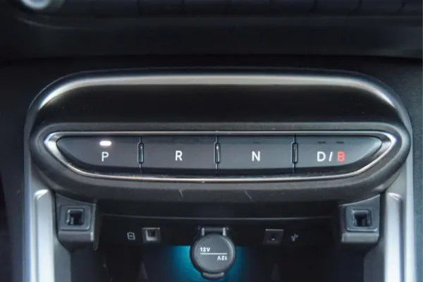 Jeep Avenger 54 kWh Summit 23