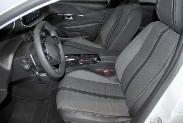 Peugeot 208 1.2 Hybrid Allure e-DCS6 15