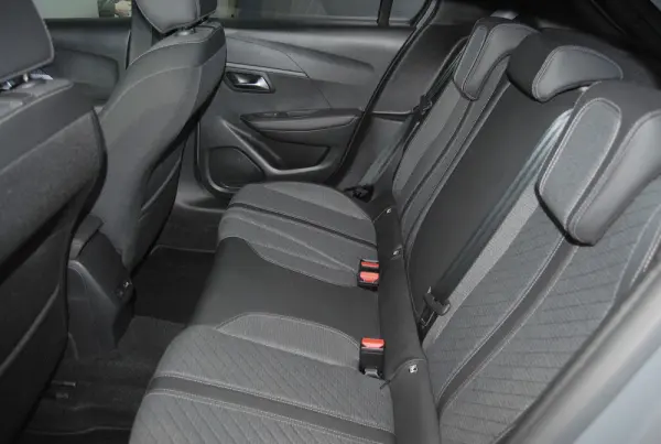 Peugeot 208 1.2 PureTech Allure Pack 16
