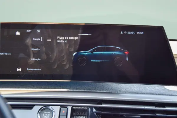 Peugeot E-3008 73 kWh GT 23