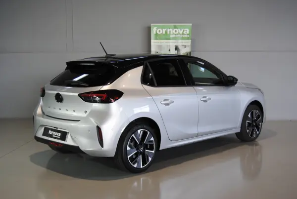 Opel Corsa-e e-GS 6