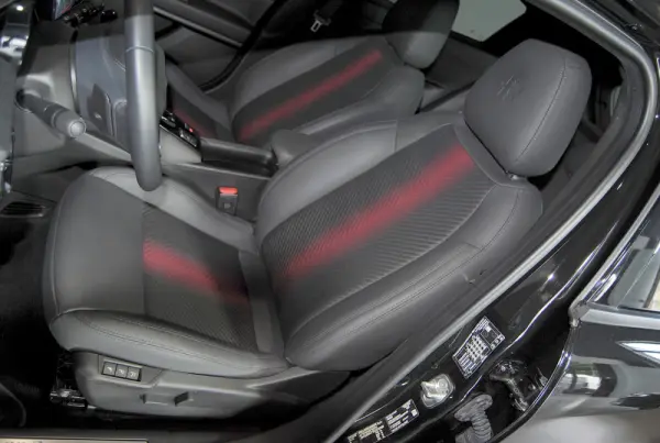 Alfa Romeo Junior 1.2 Speciale eDCT6 20