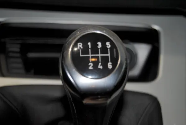 BMW 320 D COUPE 35