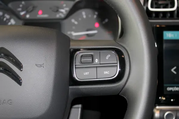 Citroen C3 Aircross 1.2 PureTech Shine Pack 23