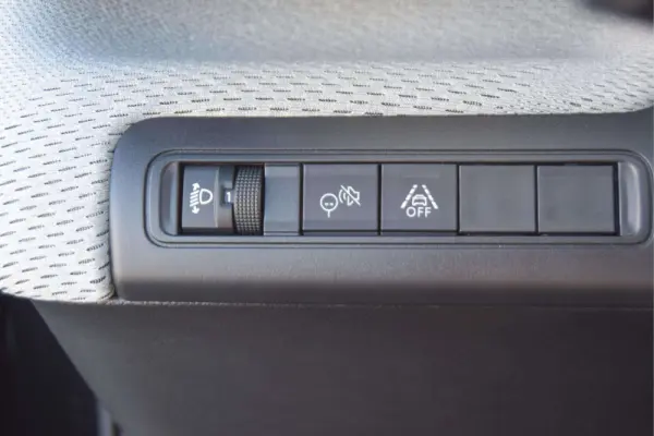 Citroen C3 1.2 Hybrid Max e-DSC6 19