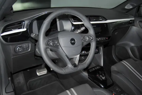 Opel Corsa-e e-GS 14